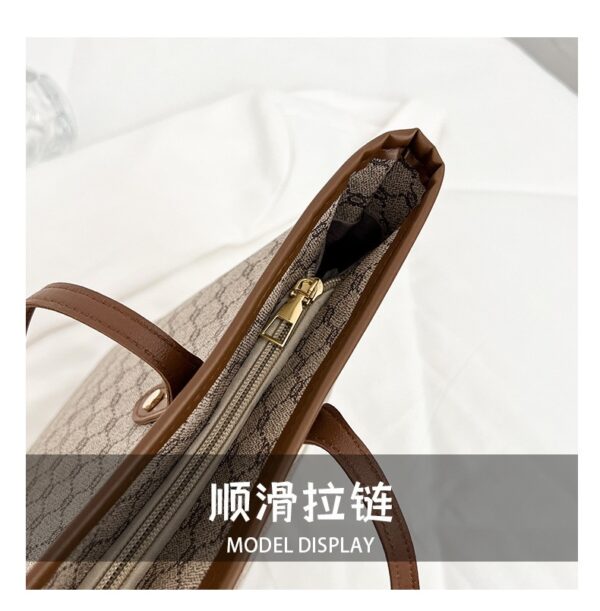 Large Capacity Commuter Personalized Tote Bag - Image 9