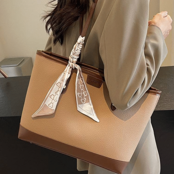 Large Capacity Soft Commuter Versatile Fashion Hand Bag - Image 6