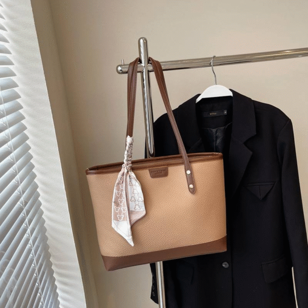 Large Capacity Soft Commuter Versatile Fashion Hand Bag - Image 4