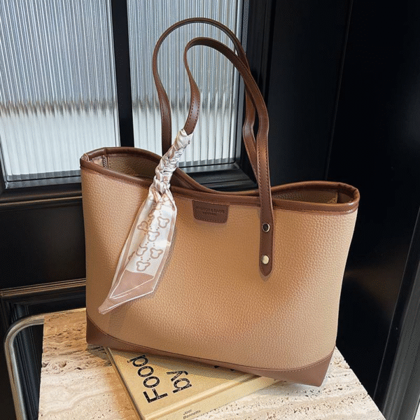 Large Capacity Soft Commuter Versatile Fashion Hand Bag - Image 3