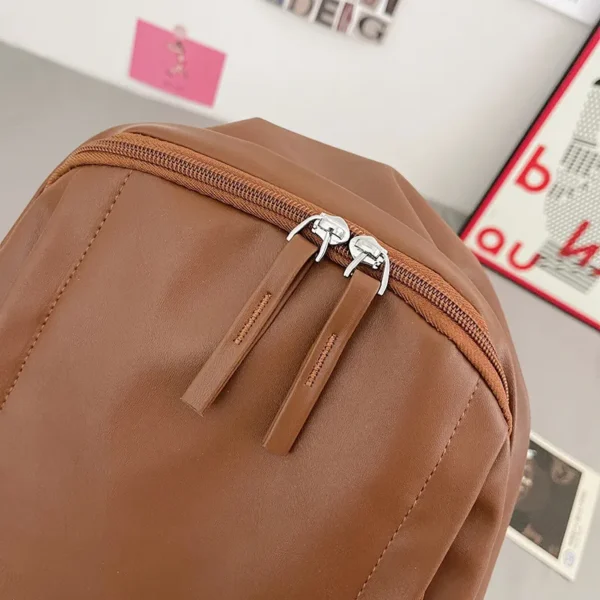 Large Capacity Men/Women Pu Leather Backpack - Image 8