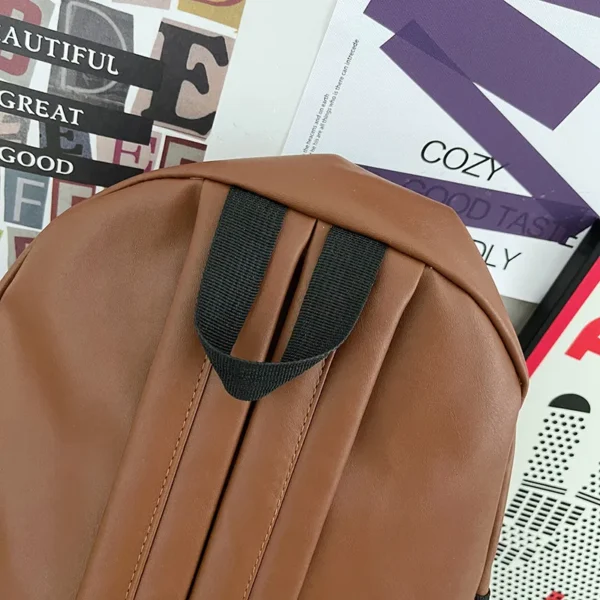 Large Capacity Men/Women Pu Leather Backpack - Image 10